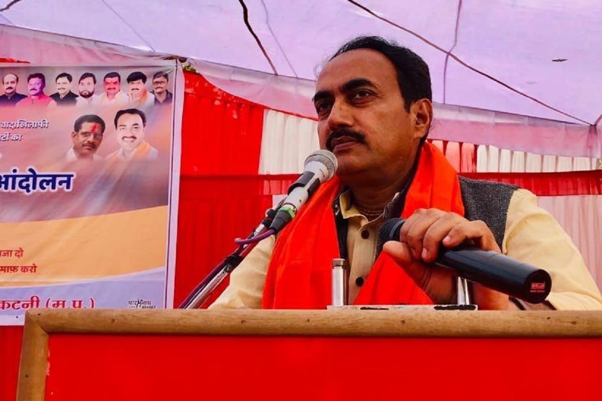 minister Brijendra Pratap Singh lost his spectacles found in hair of woman candidate all you need to know