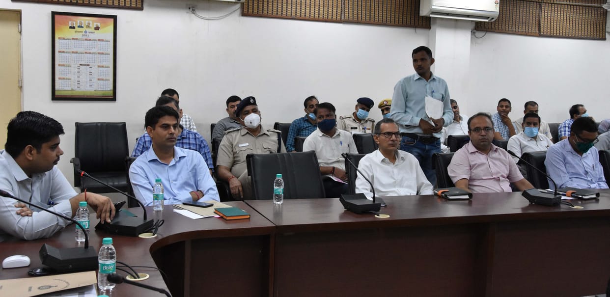 Speedy disposal of pending applications of CM Window and Saral Portal: CTM