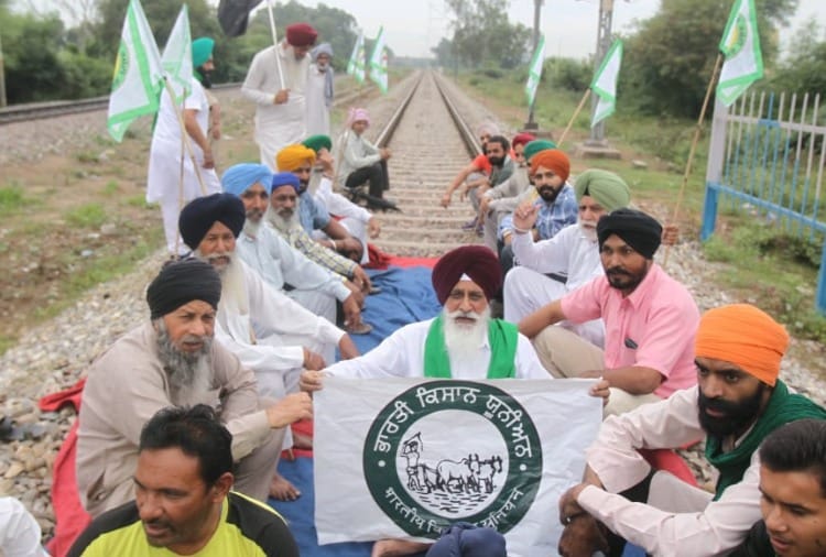 Farmers Block Railway Tracks In Chandigarh In Protest Against Lakhimpur Kheri Incident