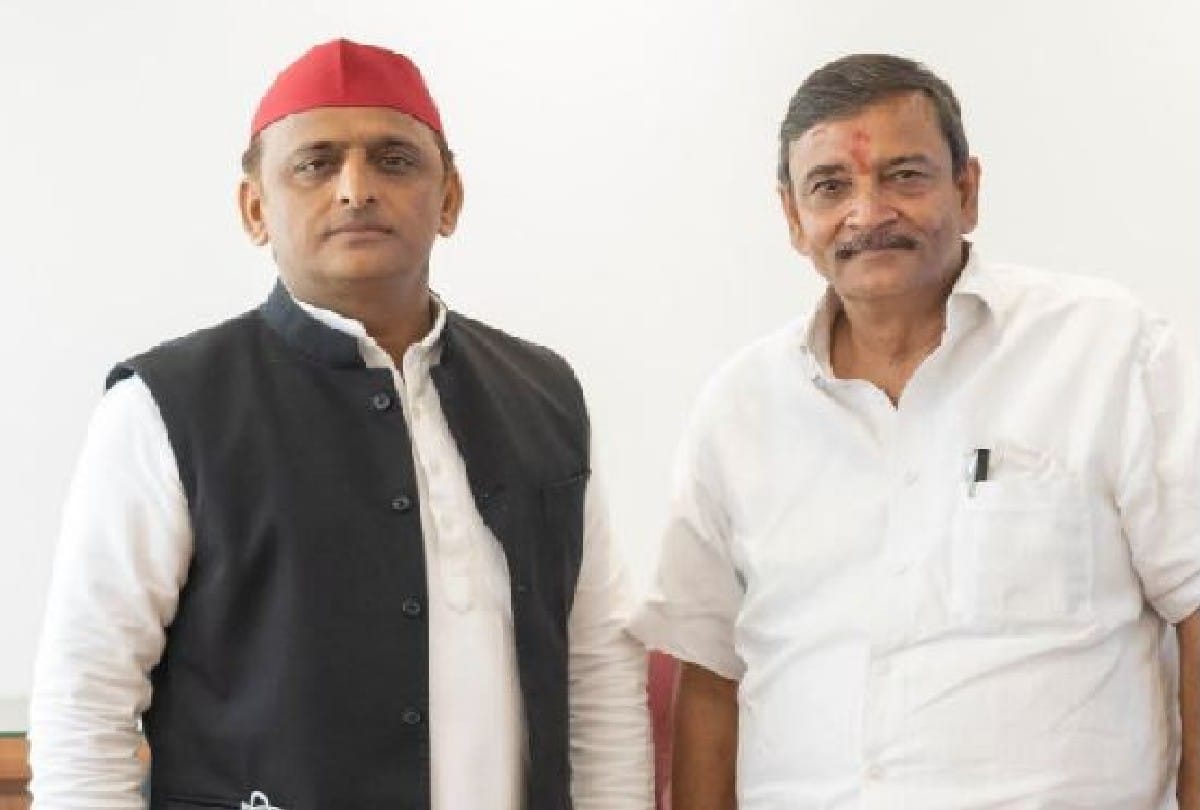 Employee leader Hari Kishore Tiwari joined Samajwadi Party