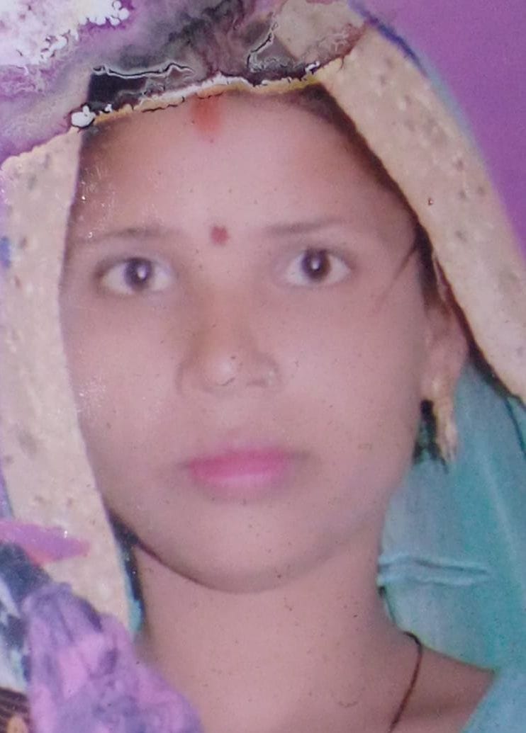 fathepur news,Woman hanged to death after quarreling with husband