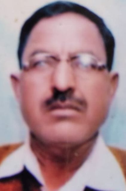 fathepur news,Bike riding farmer dies due to truck collision