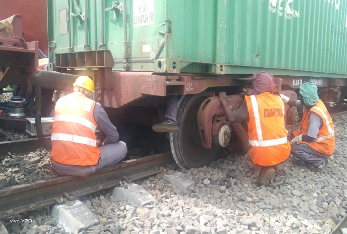 wagon of goods train derailed near PDDU Nagar  Howrah down line disrupted repair work in progress