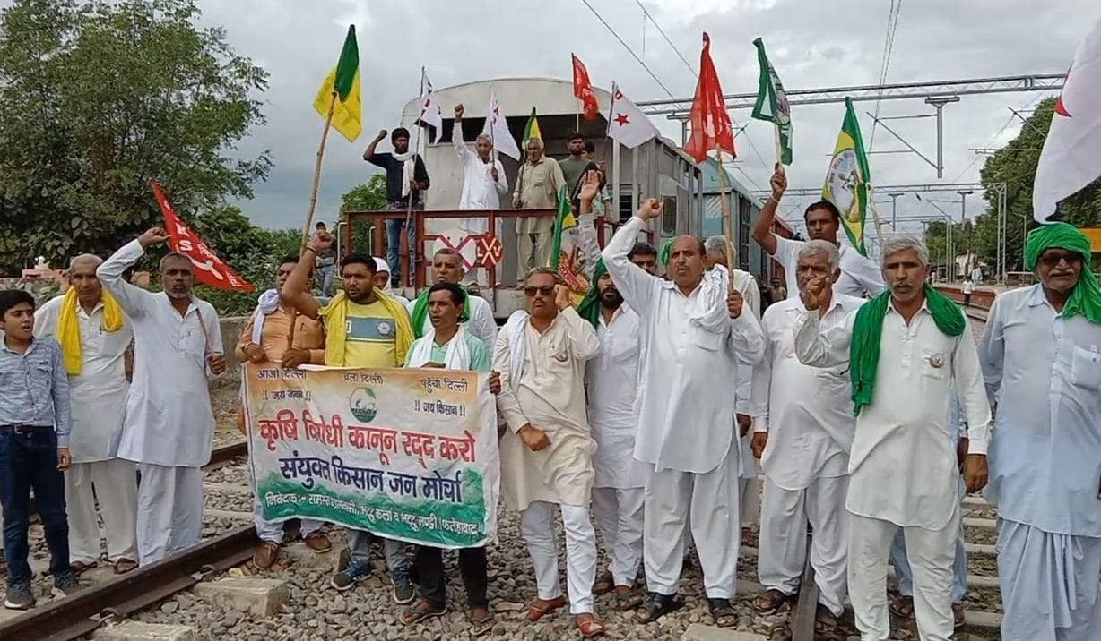 Farmers sitting by jamming the railway track for six hours