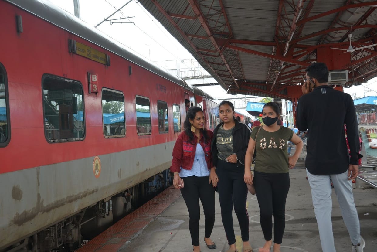 Kochi Express stood for five hours, the matter resonated till the PMO