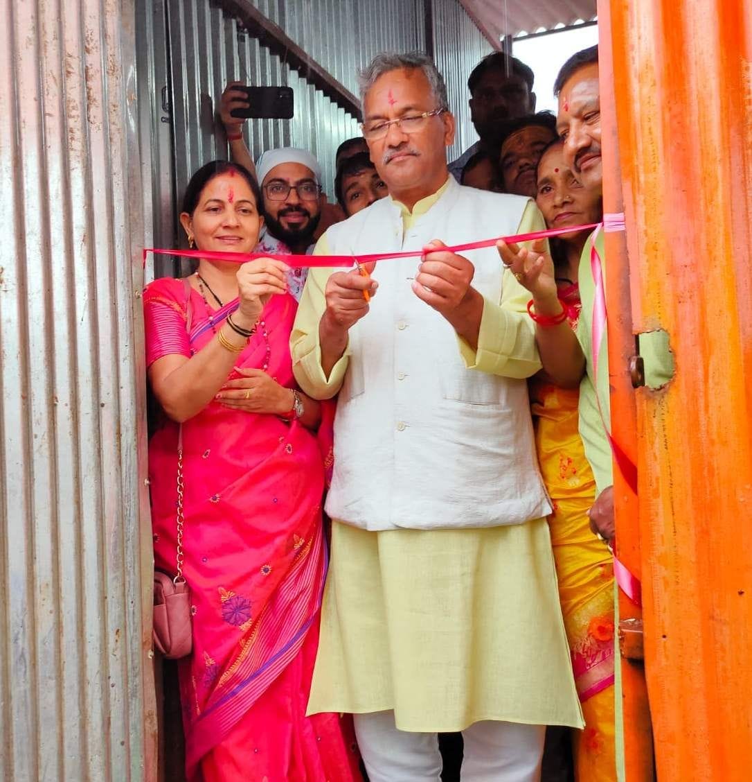 Powerful people should come forward for cow service: Mayor