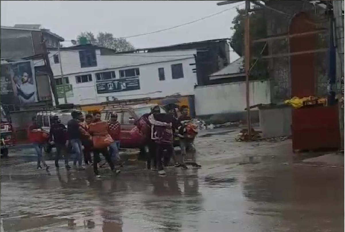 target killing, Migrant workers returning from Kashmir to Uttar Pradesh, Bihar and Madhya Pradesh
