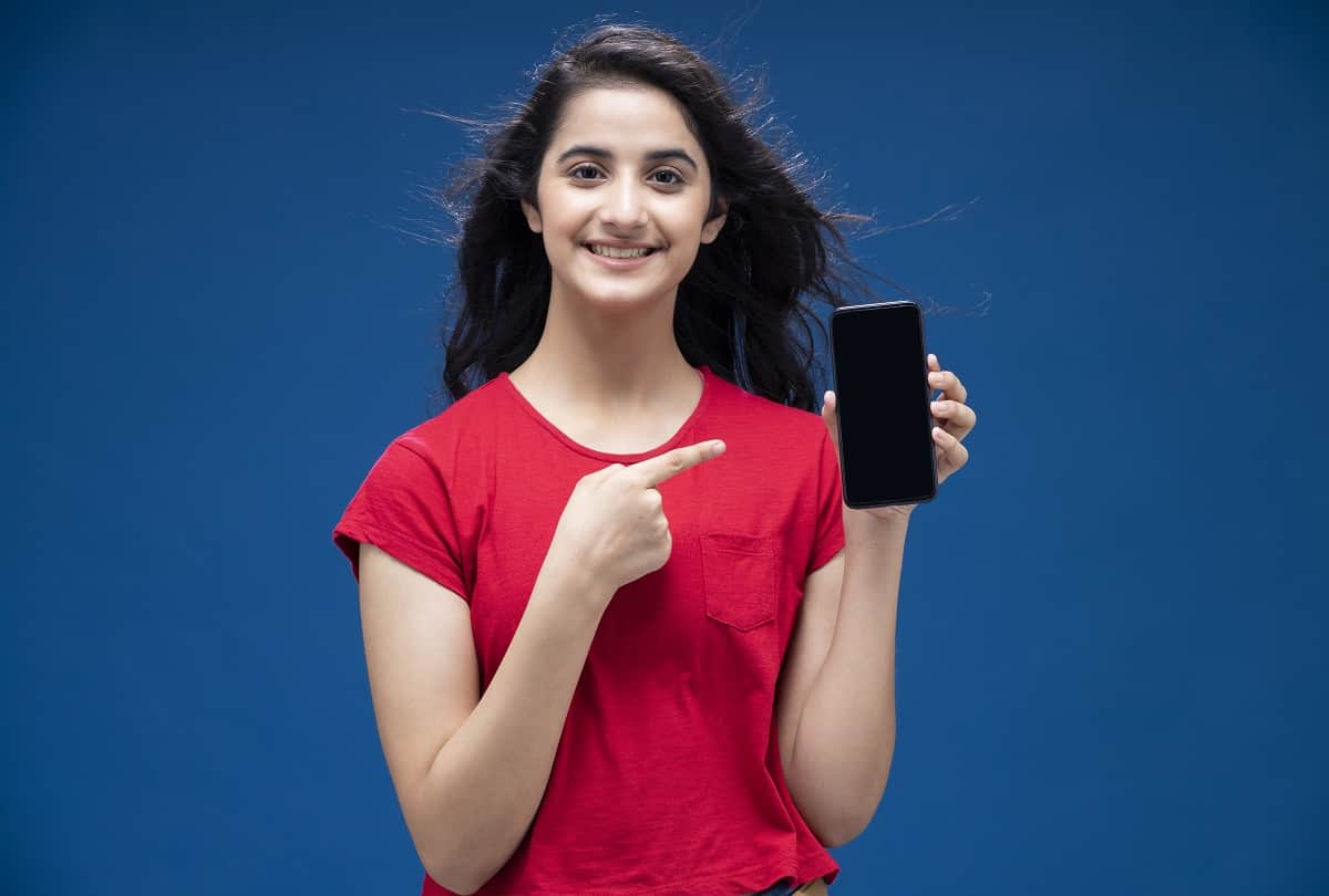 SBI customers can do multiple of work by calling this number know what are the benefits