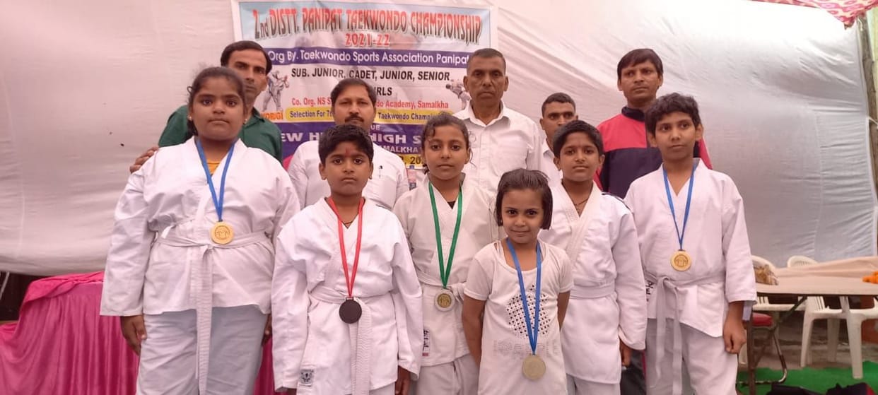 Naitik, Saanvi and Chandni won gold in Taekwondo Championship