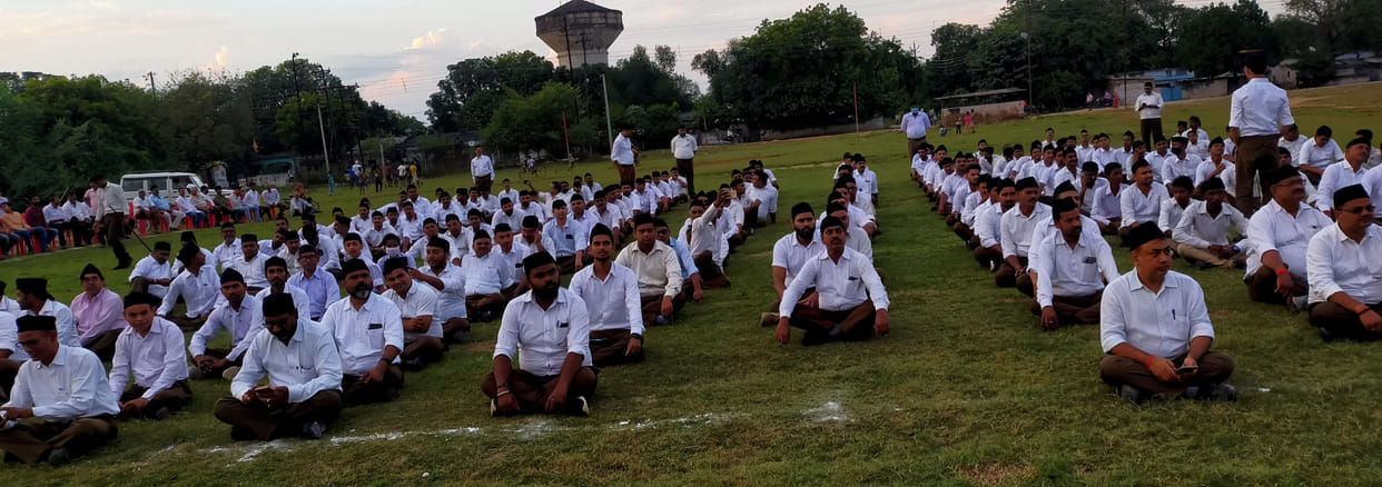 shastr poojan kar manaaya gaya sangh ka sthaapana