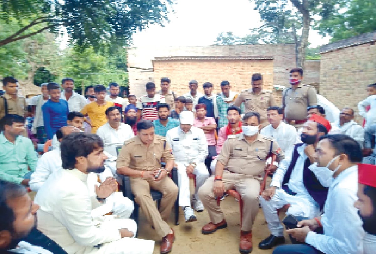 Pratapgarh: When the body of the crook who died of police bullets reached, there was uproar, huge resentment towards the police