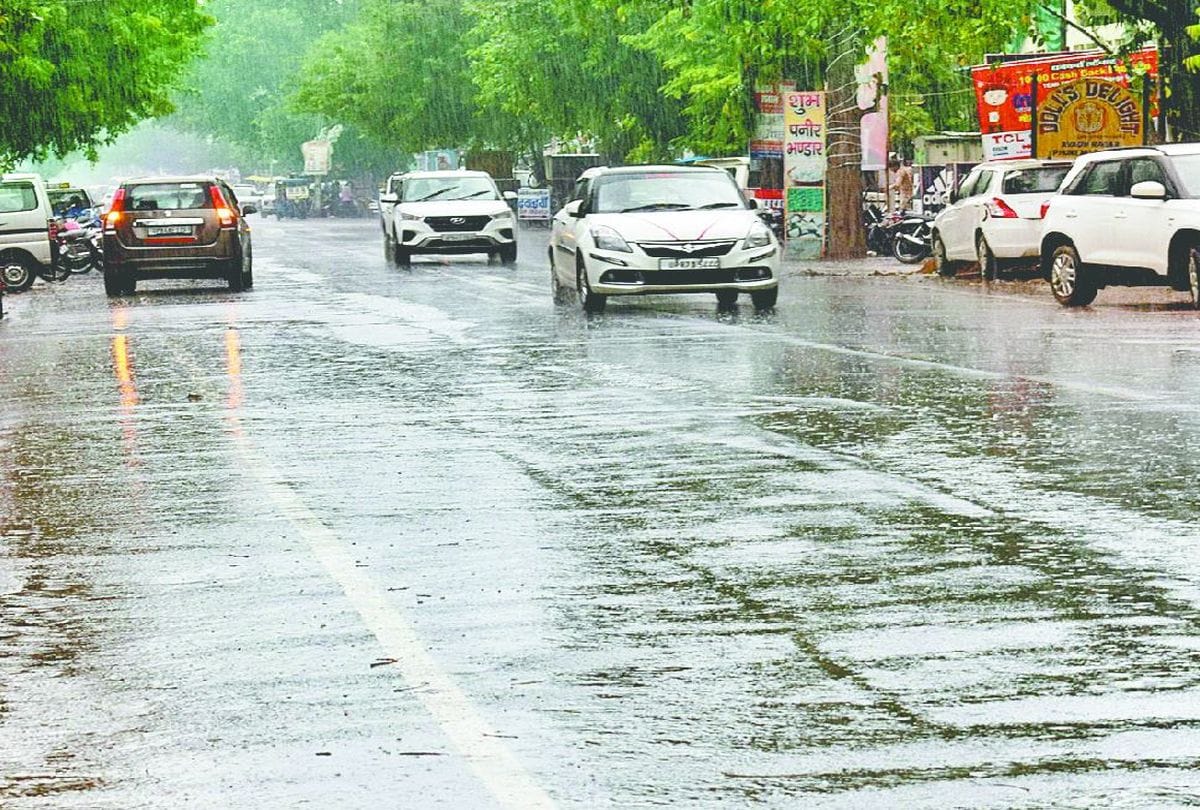 Rain may occur for two days, mercury dropped by three degrees