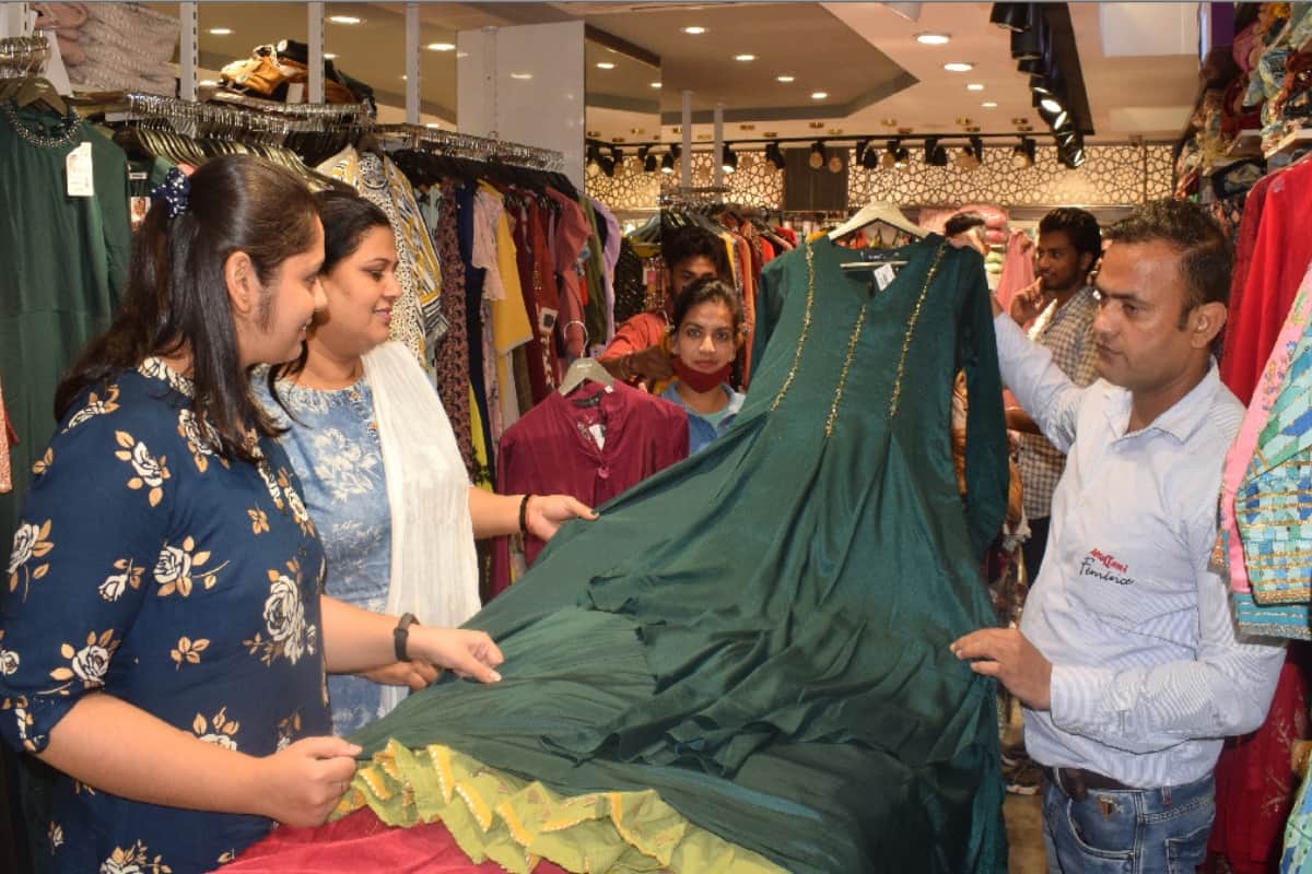 Know Best Markets in Delhi for Wedding Shopping Read All Details Here