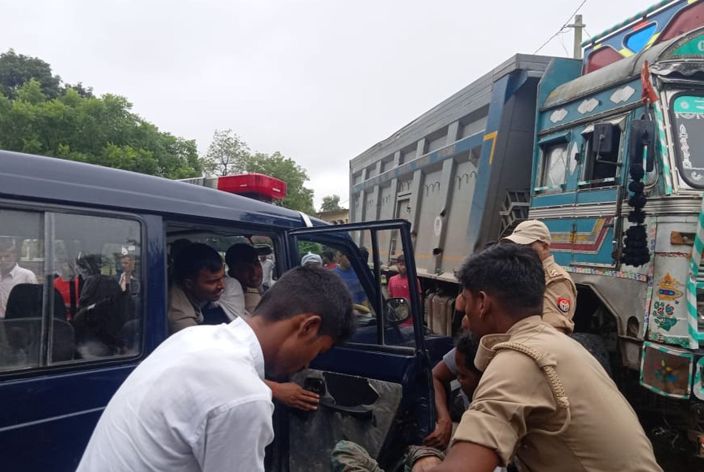 Bike collided with truck, two youths died