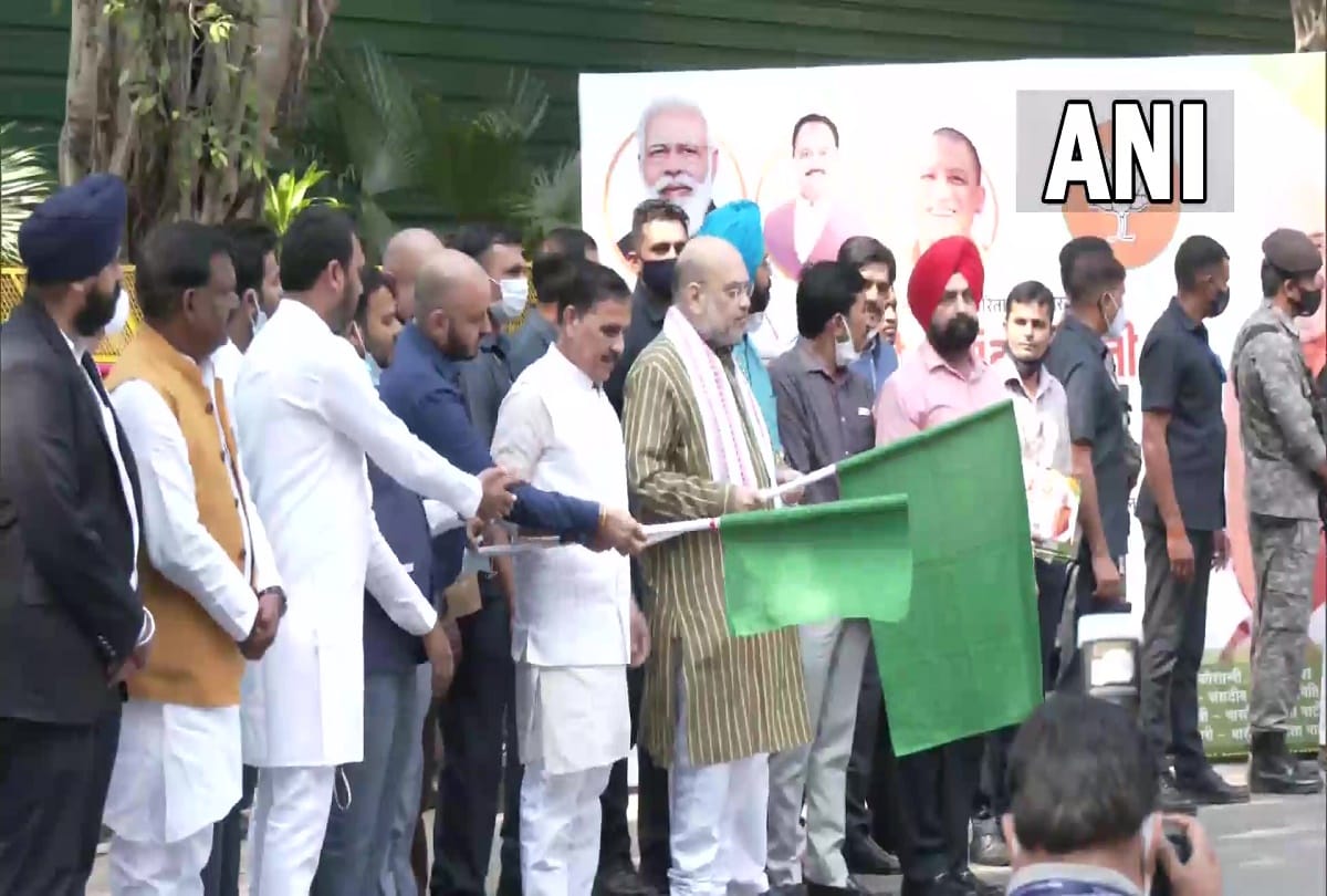 amit shah to flag off modi van today latest news update: On the occasion of Narendra modi 20 years Amit shah flag off Modi Van today