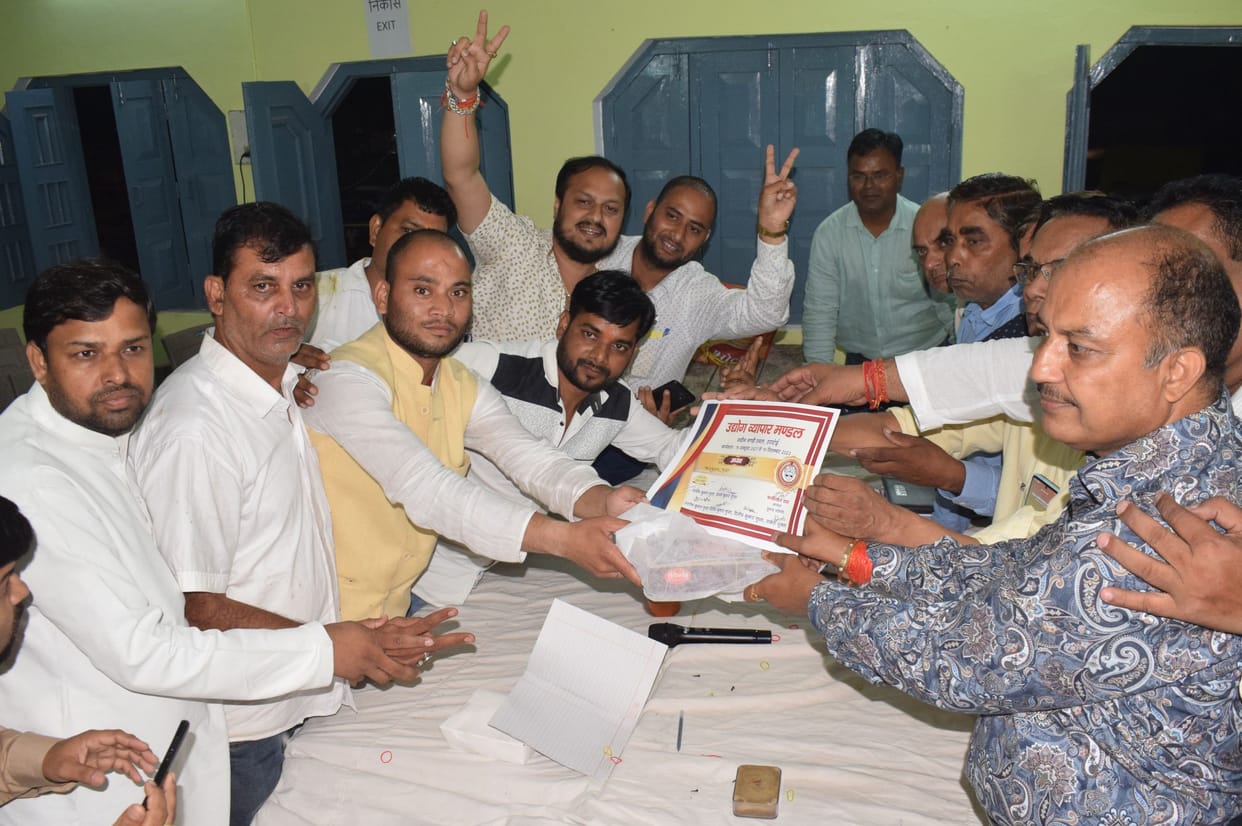 lucky becomes mandi president