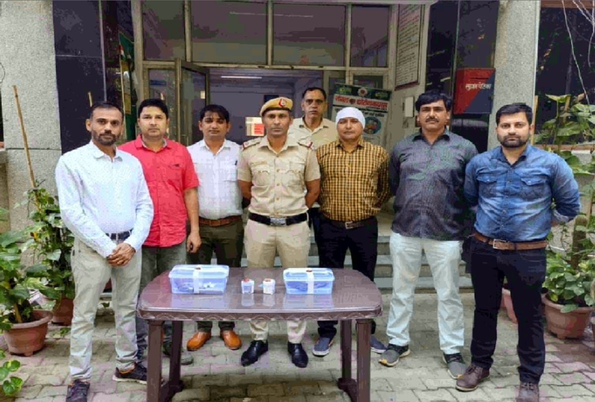 Arrested after two miscreants were shot in leg in Dwarka encounter had committed four incidents in a single night