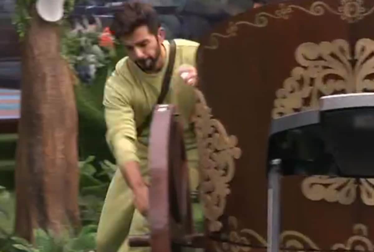 bigg boss 15 nishant bhat is the new captain in the bb house beat jay bhanushali and pratik sehajpal