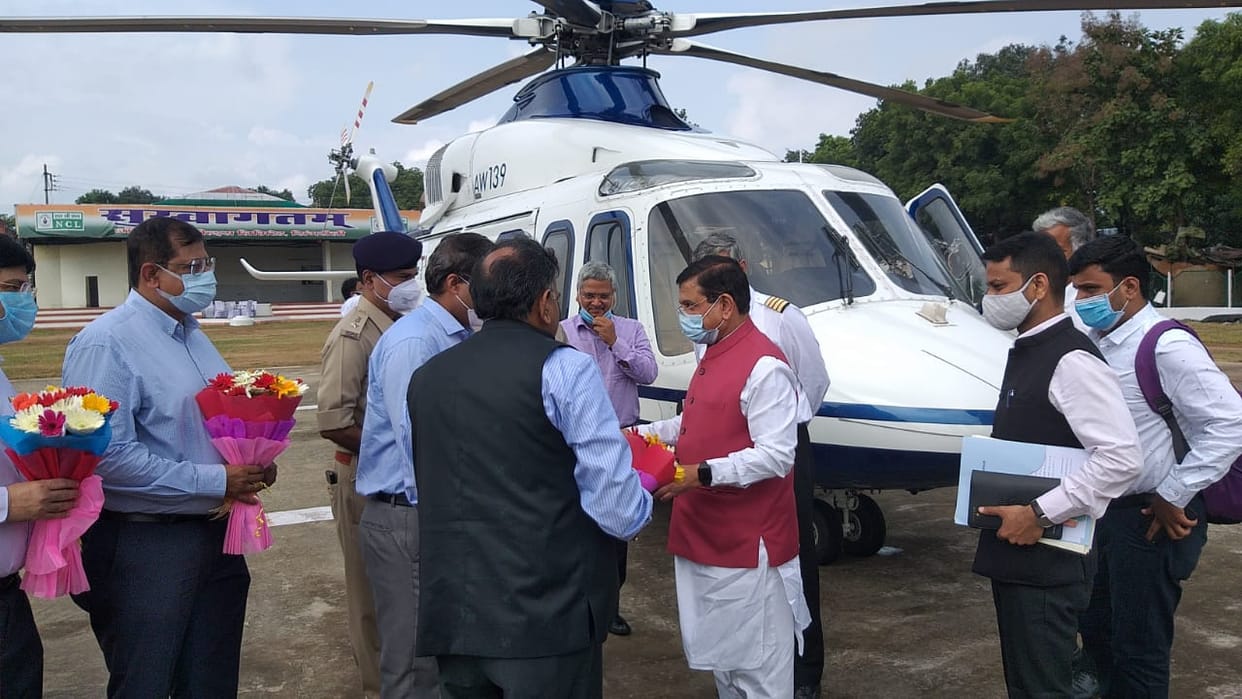 coal crisis news update  Union Coal Minister Pralhad Joshi visit NCL headquarter singraul to find solution of coal crisis in india
