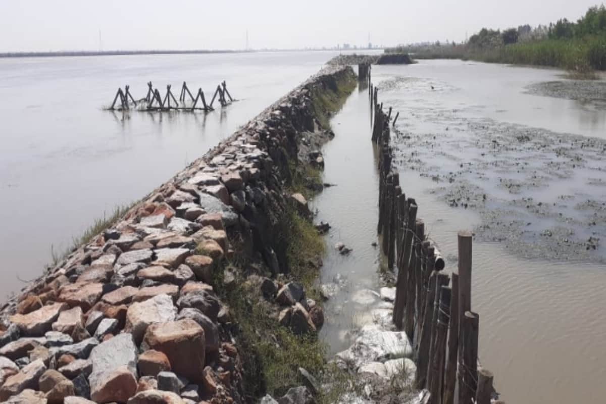 Ganga water level rise in Hastinapur due to heavy rainfall, danger looms over Khadar areas