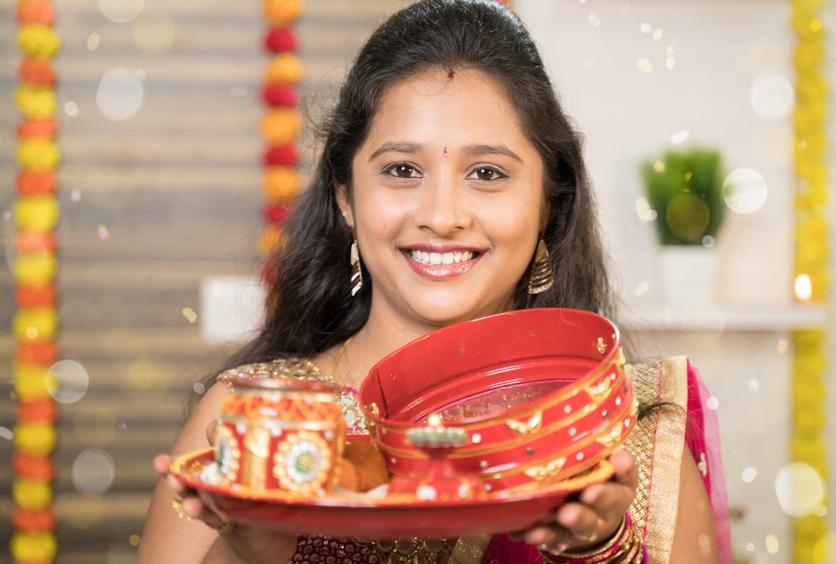 Karwa Chauth 2023 date-puja-muhurat-puja-vidhi in-hindi first Karwa Chauth Rules