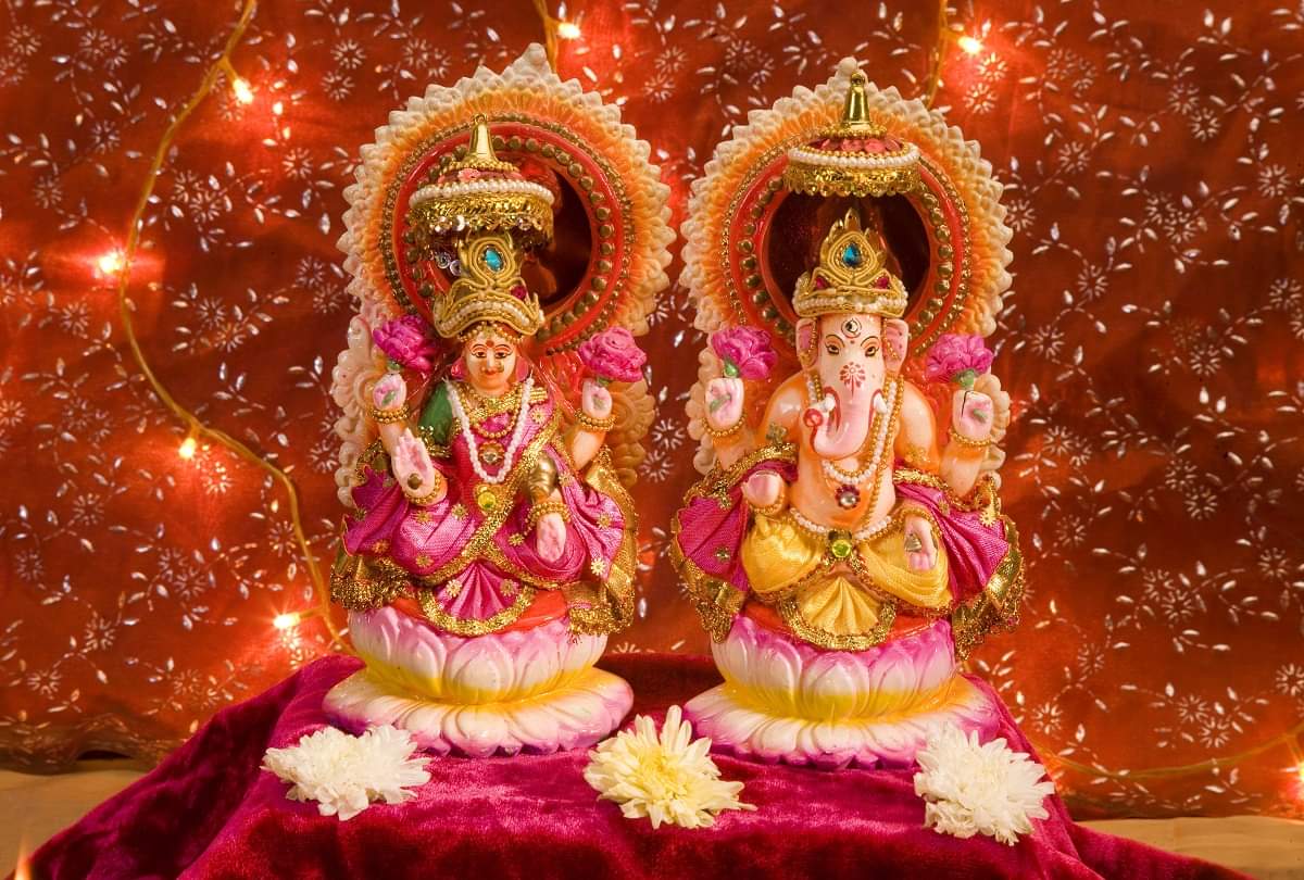 Diwali 2021 Pujan vidhi On this Diwali get the blessings of maa laksmi with this right method of worship