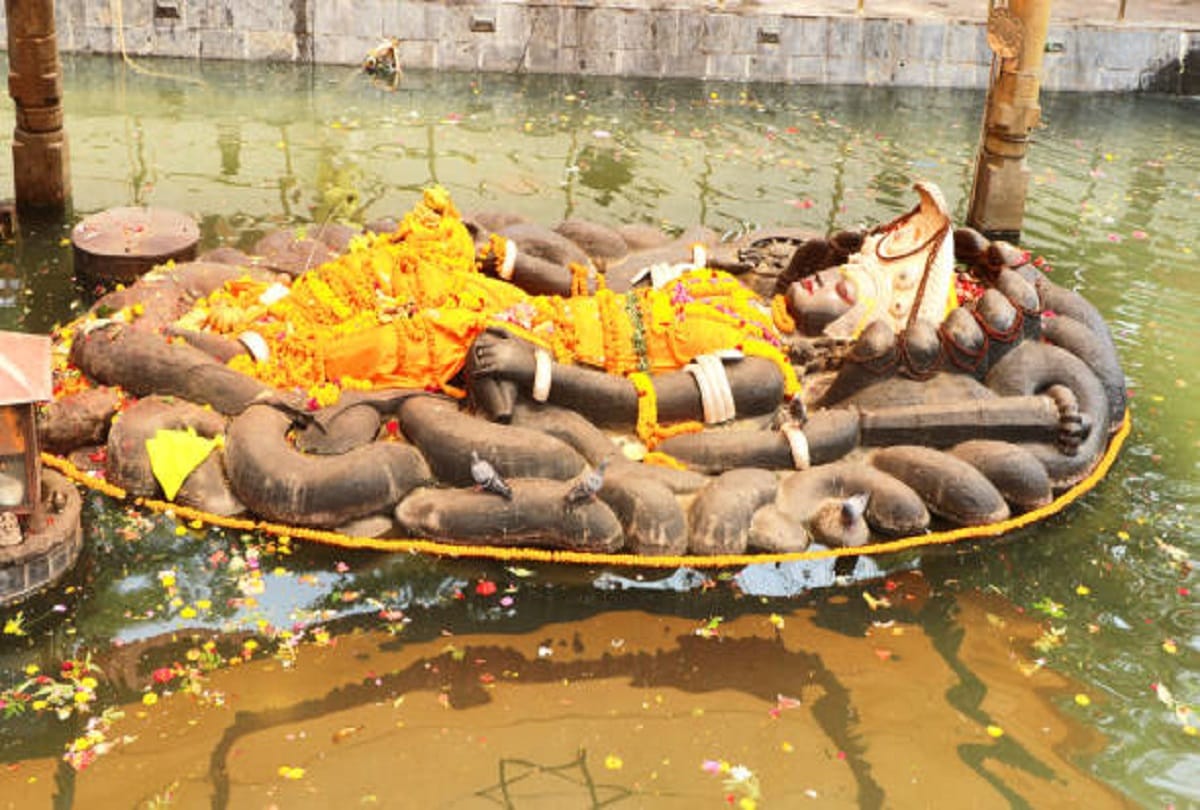 mysterious temple of budhanikantha in nepal raj pariwar does not worship in this temple