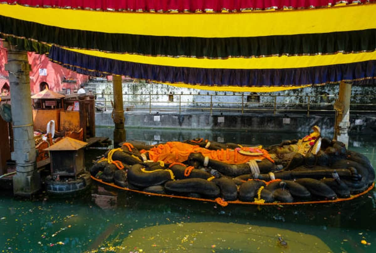 mysterious temple of budhanikantha in nepal raj pariwar does not worship in this temple