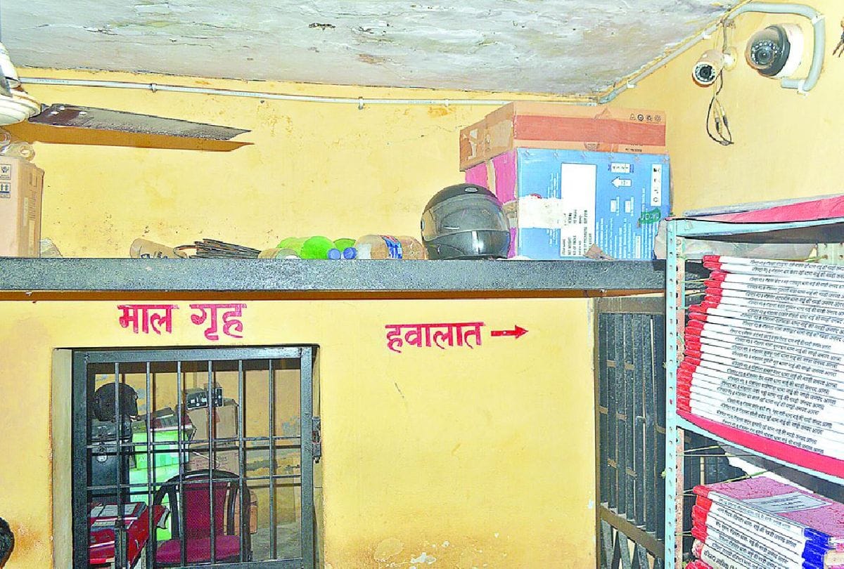 Cameras Of Lohamandi Not Working After Jagdishpura Malkhana 25 Lakh Rupees Stolen