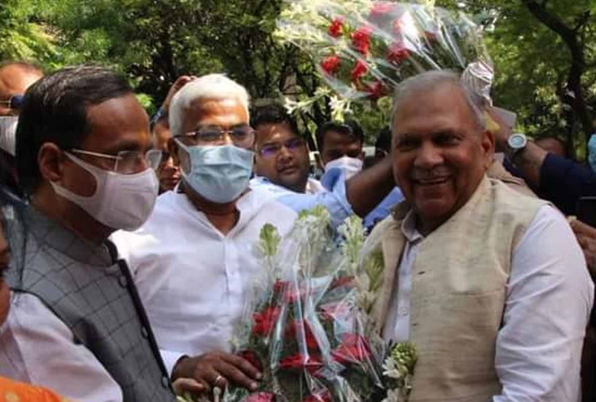 UP Election 2022: Just before the Vidhan Sabha election, SP fort collapsed, Chaudhary's family will be seen in saffron color