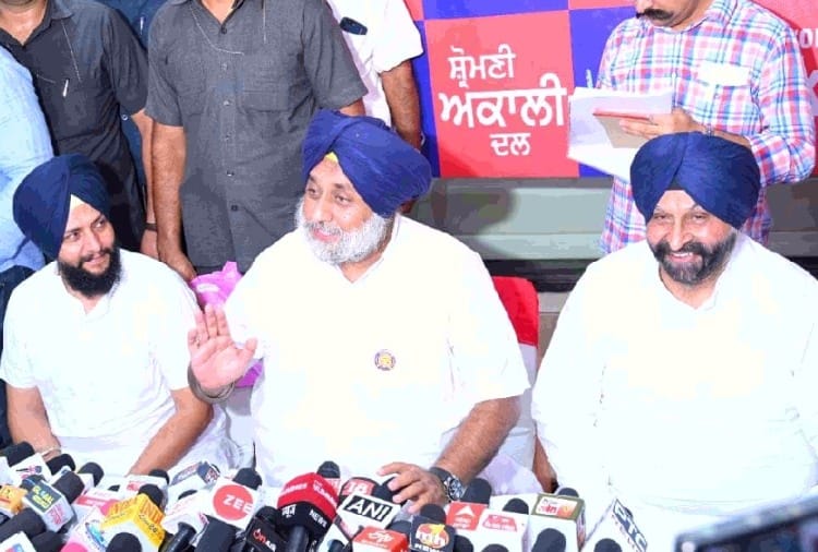 Sukhbir Singh Badal attacks on Punjab CM Charanjit Singh Channi
