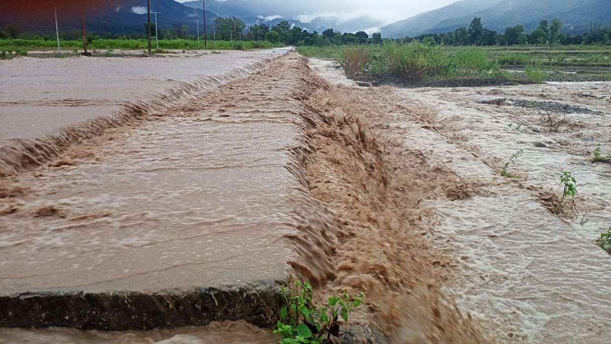 The highest rainfall of 258 mm was recorded in Pancheshwar area