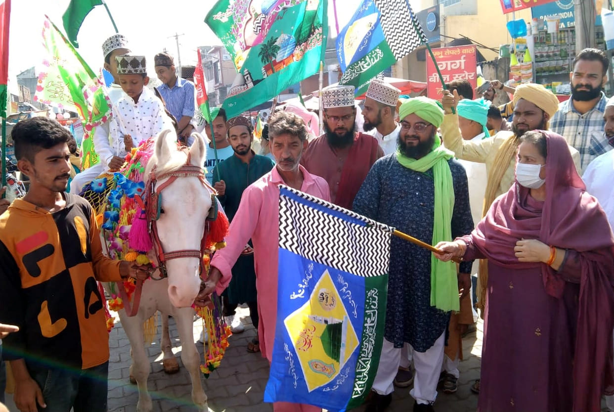 Jashn-e-Eid Yatra taken out in the celebration of Milad-ul-Nabi