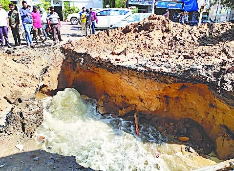 Broke the culvert and put a 10-inch pipe, the road washed away in the rain