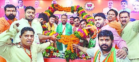 Deployment of 50 youth at every booth will bring back the government