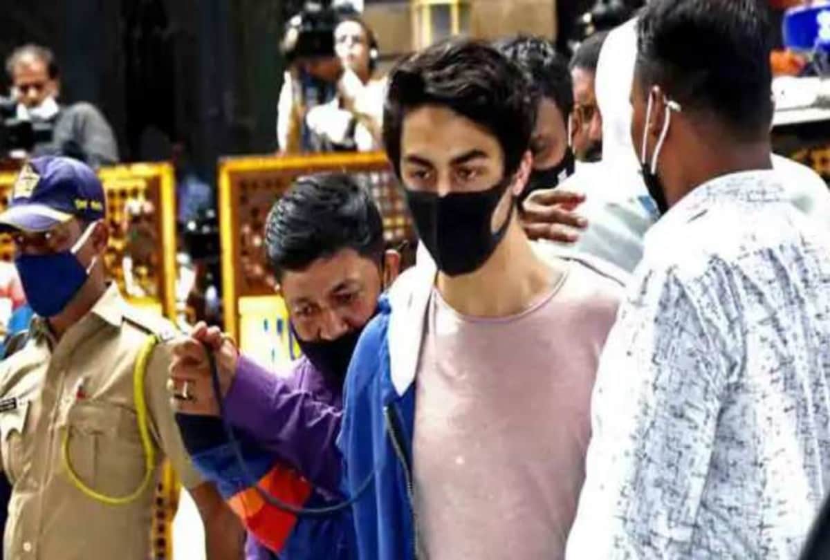 whatsapp chats to rhea chakraborty case these points courts used to reject aryan khan bail plea