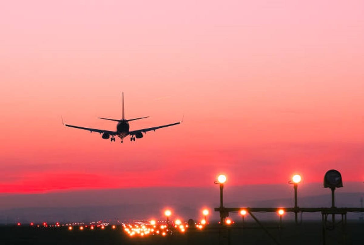 Omicron made travel expensive: Students reaching Canada via Dubai, spending two lakh rupees on travel