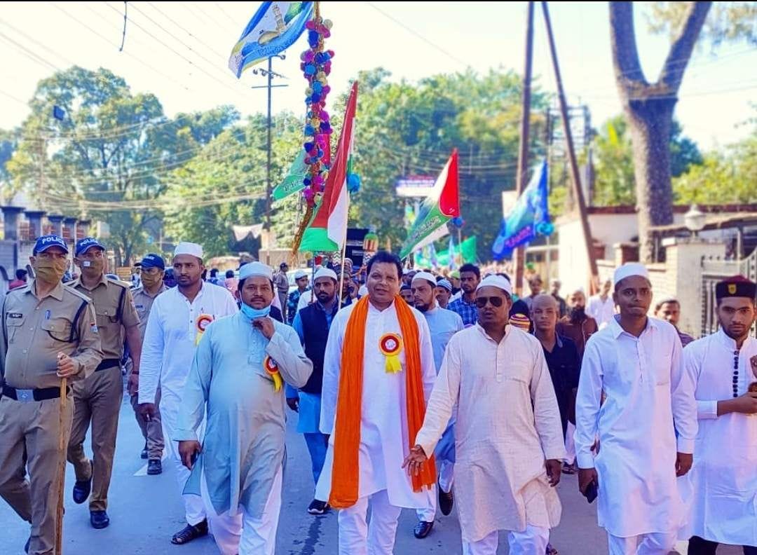 Sunni Hanafi Barelvi Muslims took out procession on Idmiladunnabi