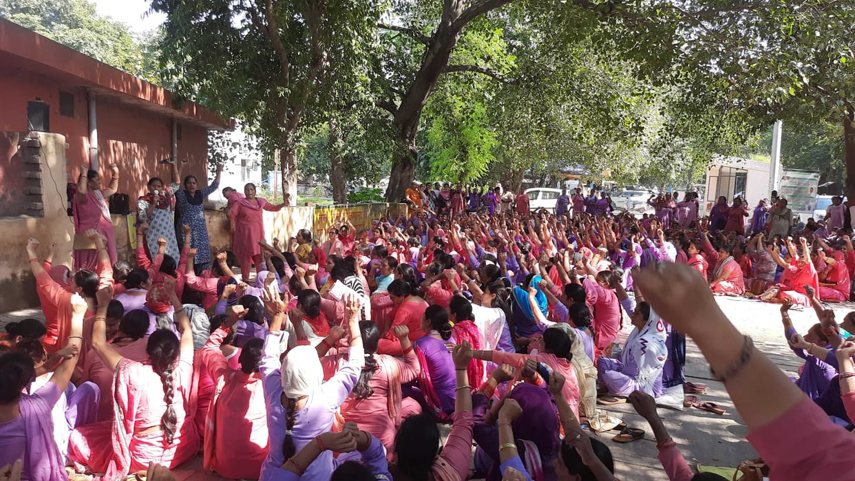 Anganwadi worker camped in front of DC office, Yamunanagar