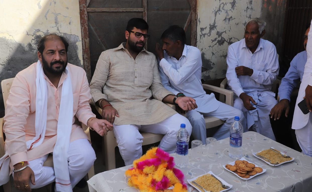 Got a chance to teach a lesson to the egoists: Digvijay Singh