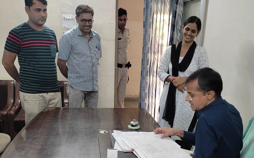 SDM went out for inspection, employees found present in offices