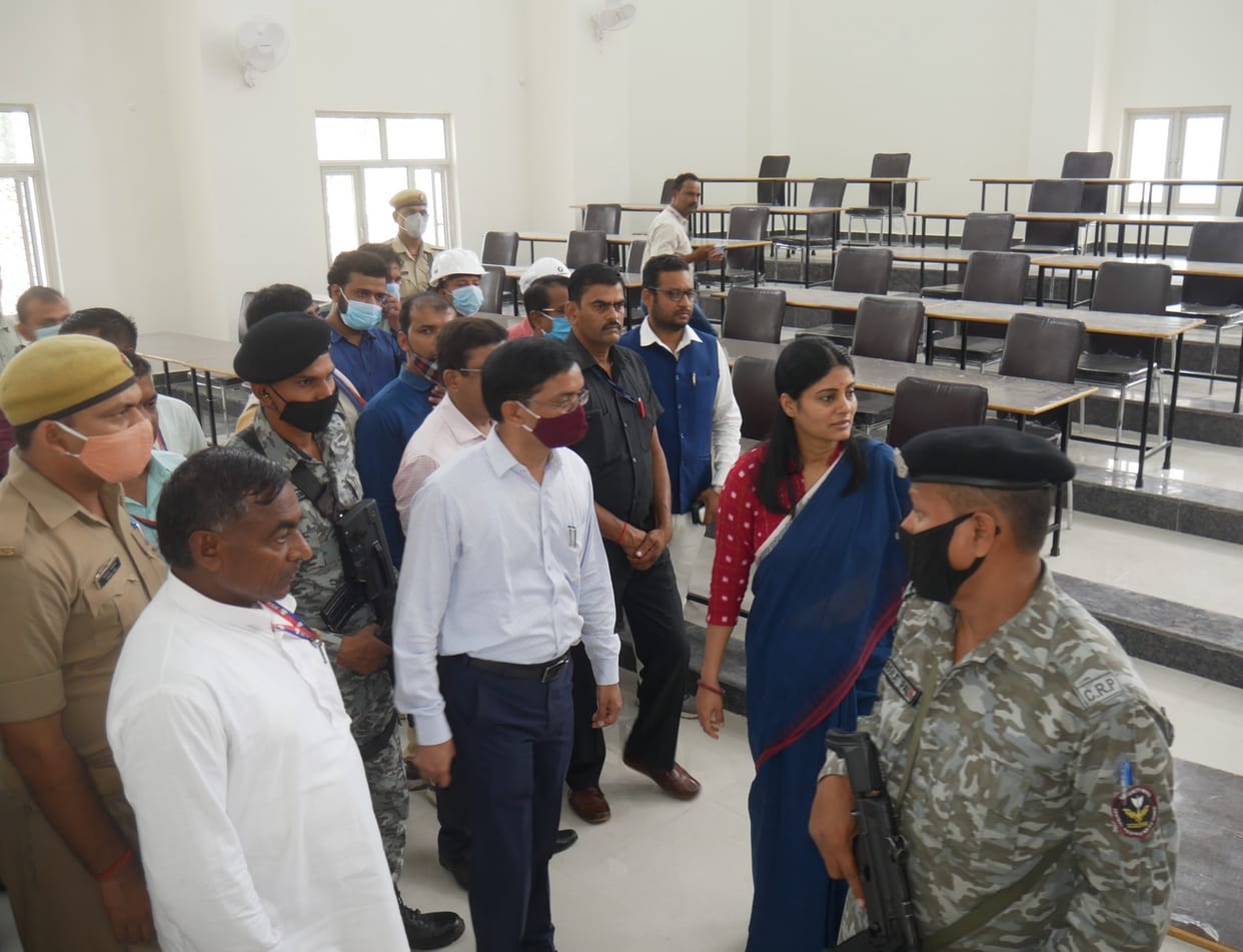 Will inaugurate medical college on PM 25
