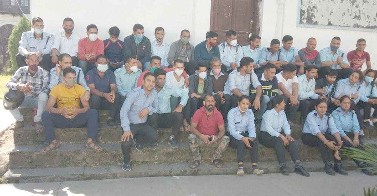 Security personnel did not return to work even on the second day