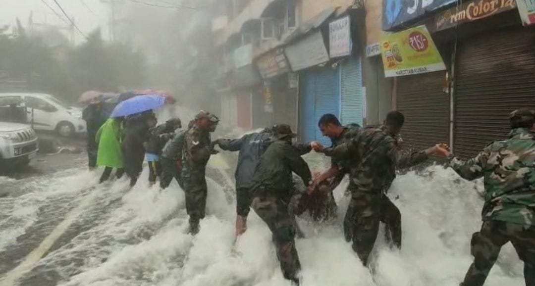 People trapped in shops with the help of army