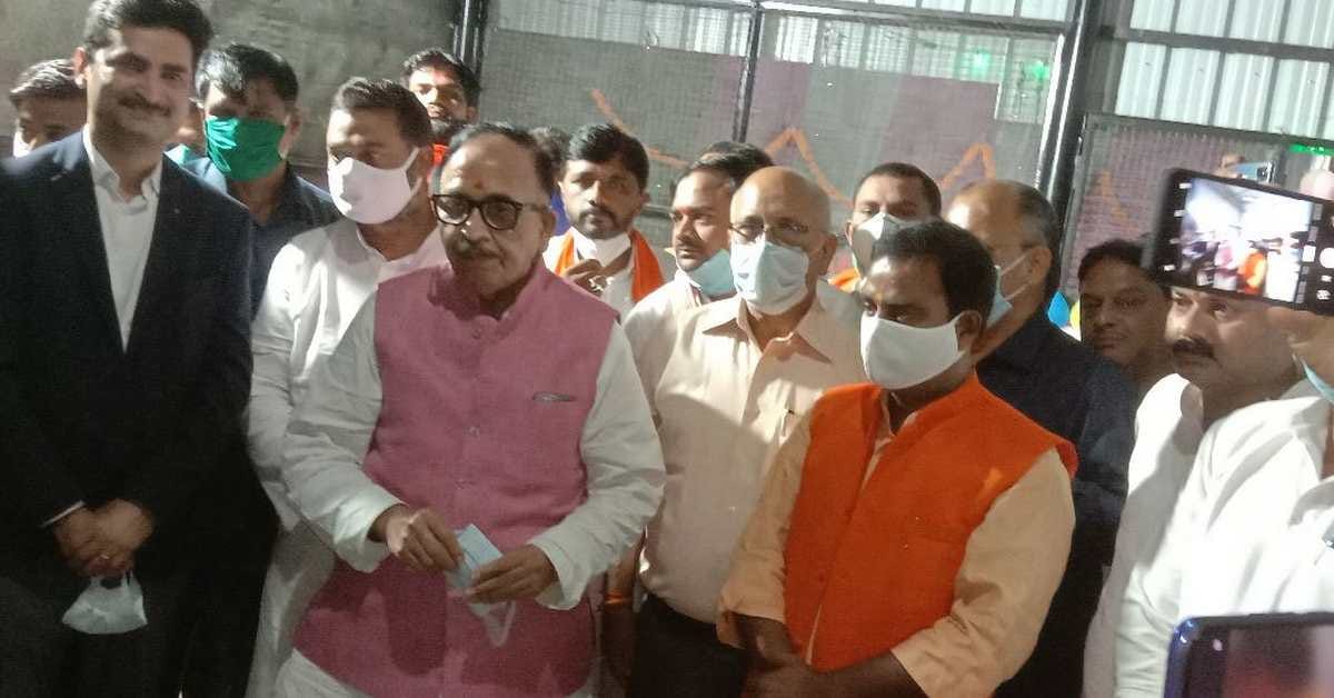 Union Minister Mahendra Nath Pandey inaugurated oxygen plant CHC Narpatpur in varanasi