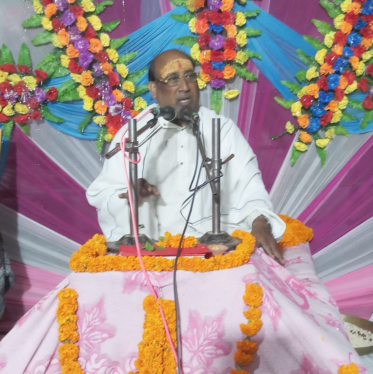 Sin is destroyed by virtue: Vyas Maharaj