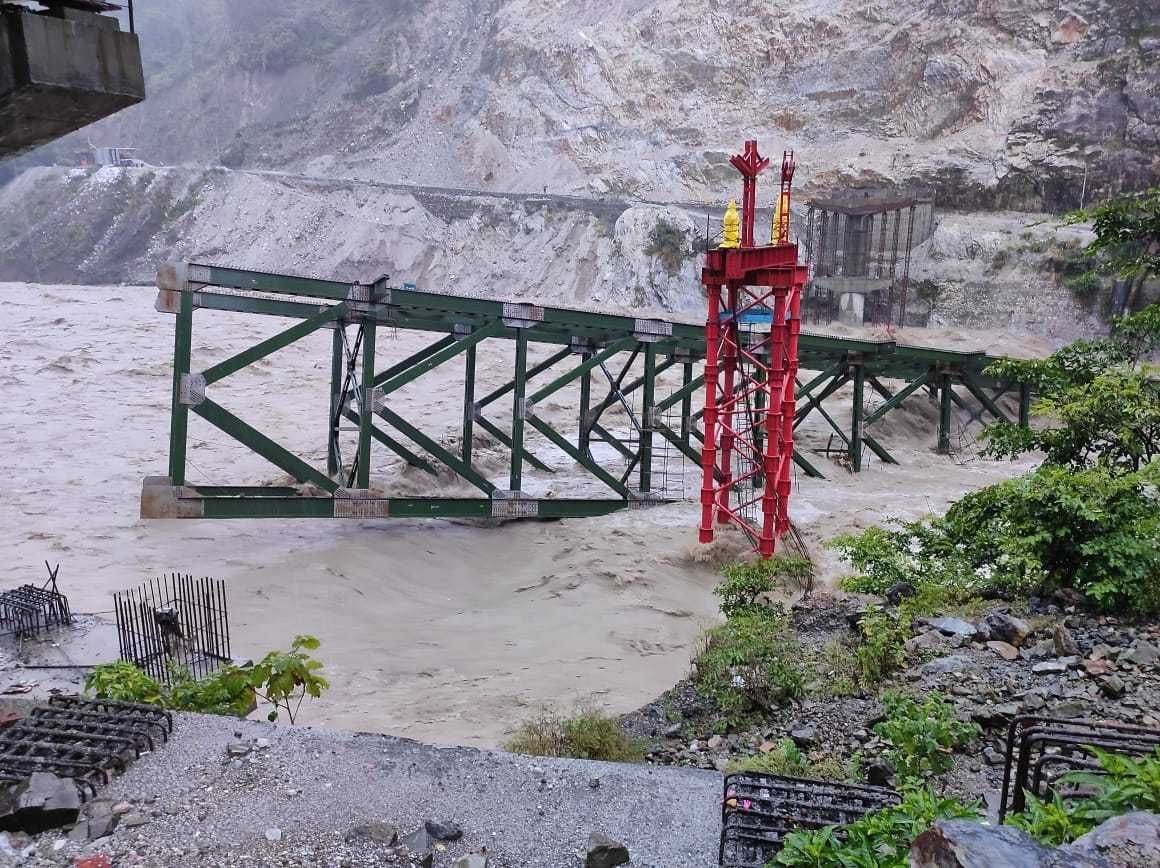 Chalthi bridge being built on NH collapsed