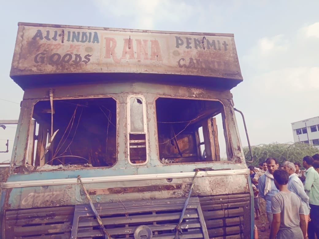 Nine workers in the truck were scorched due to being hit by the current, the truck got burnt after being caught in the fire.