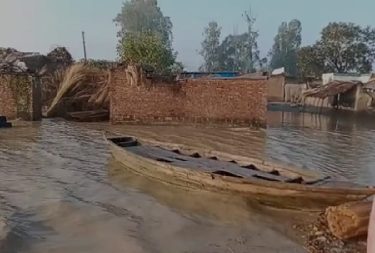 Boat capsizes in river, three dead, two in critical condition
