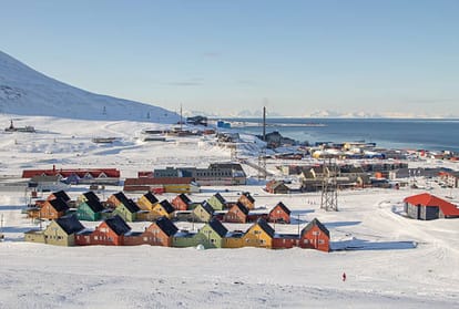 mystery of longyearbyen city in norway where people did not been dead from 70 years know what is the secret behind this